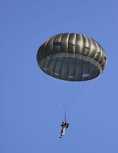 Descending in an Invasion II Non-Steerable parachute